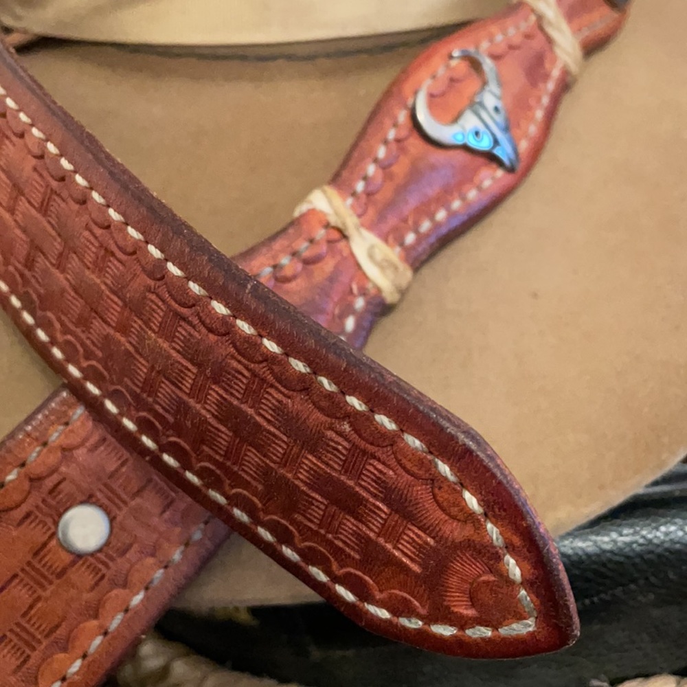 Cowboy Gear Handmade Leather / Rawhide Belt - Picture 4 of 8